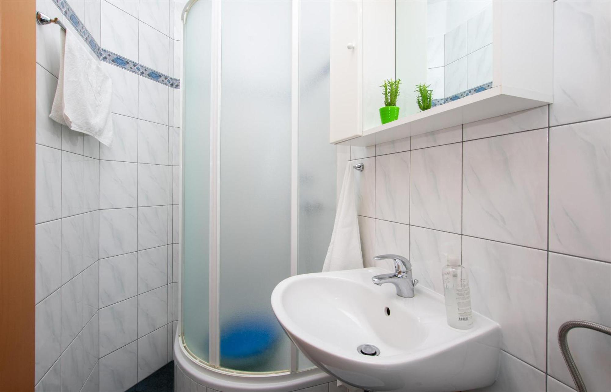 Apartment Zdravko Оміш Екстер'єр фото