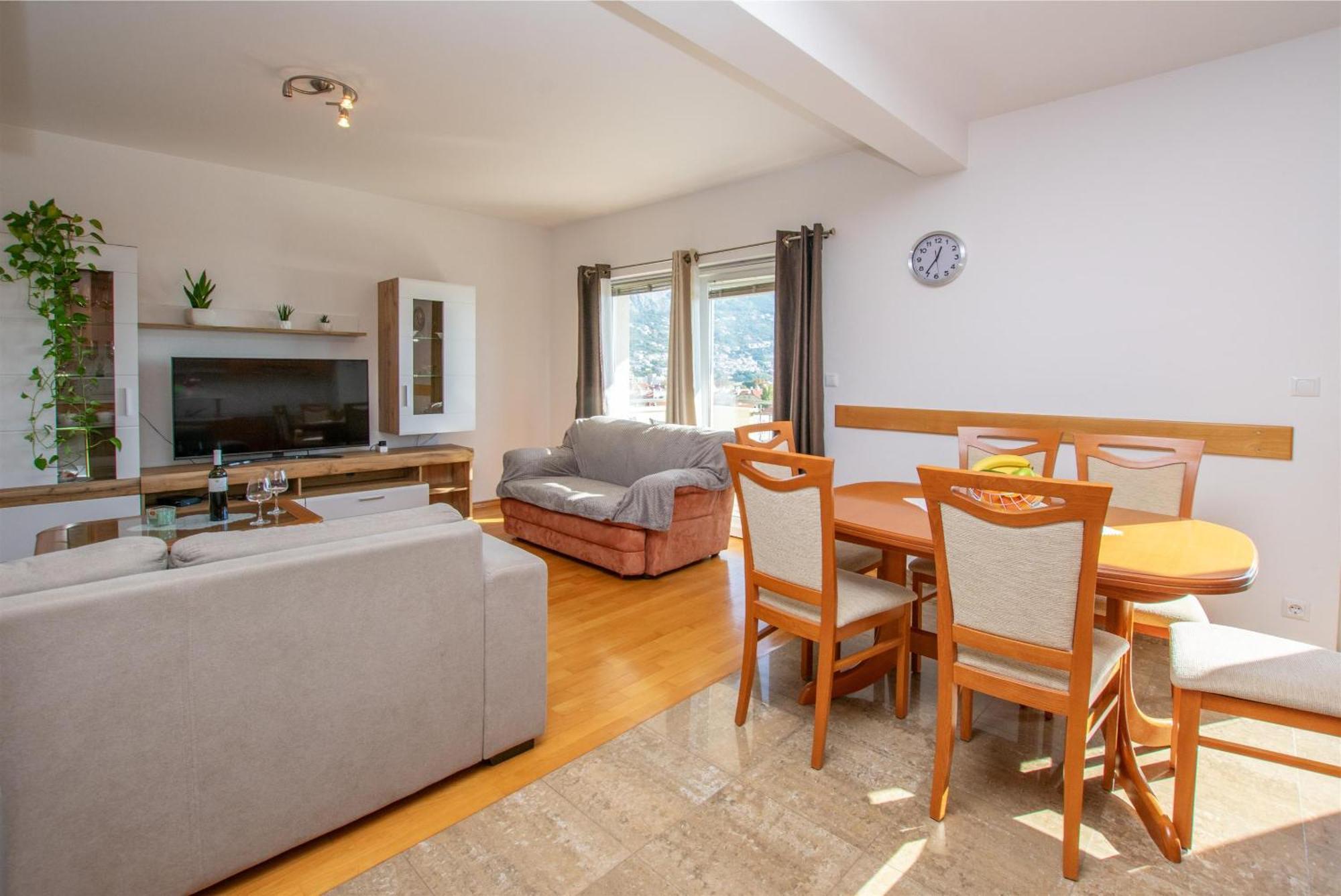Apartment Zdravko Оміш Екстер'єр фото